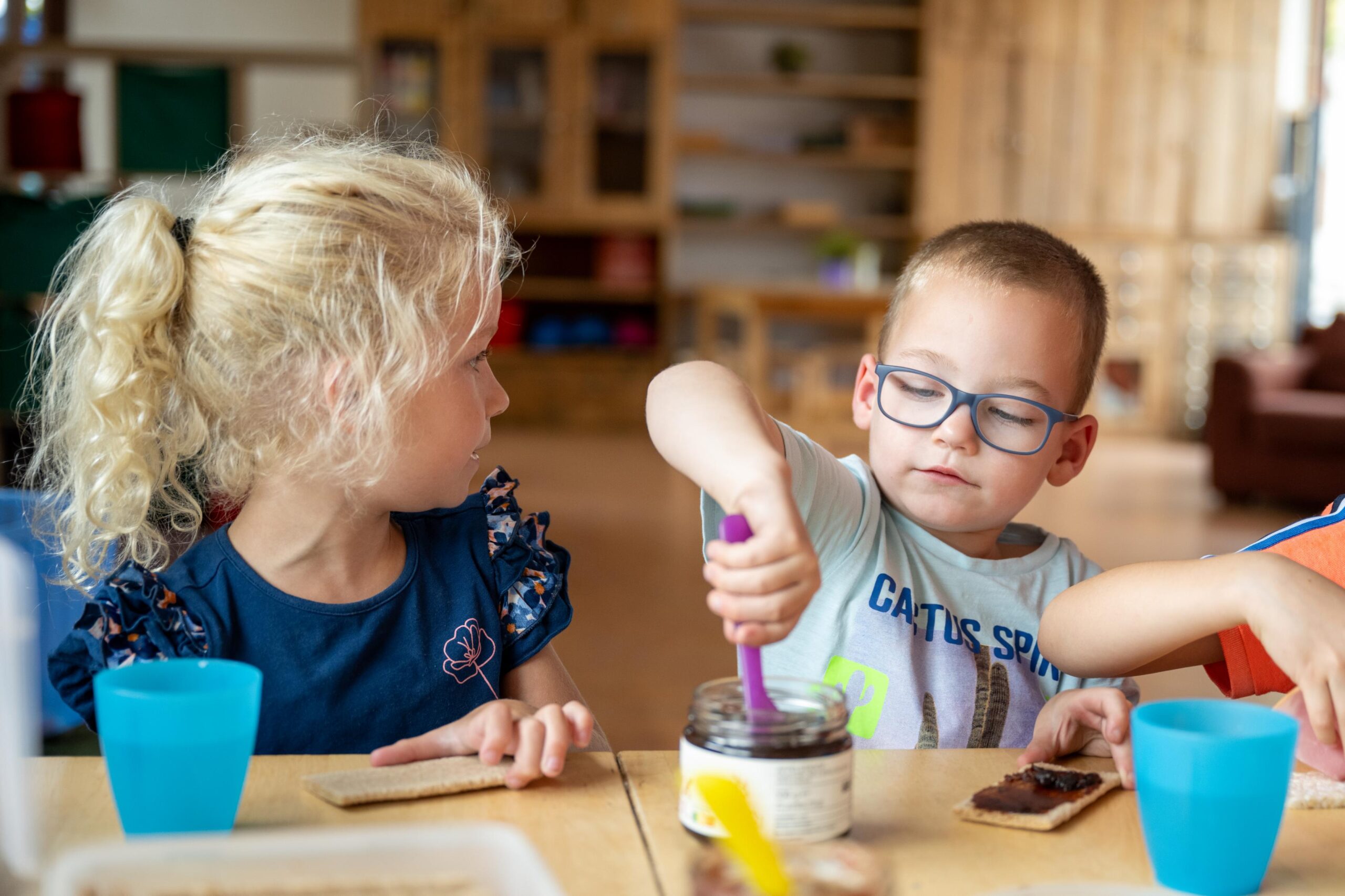 lunchen bij kinderdagverblijf 2flamingo's in naaldwijk