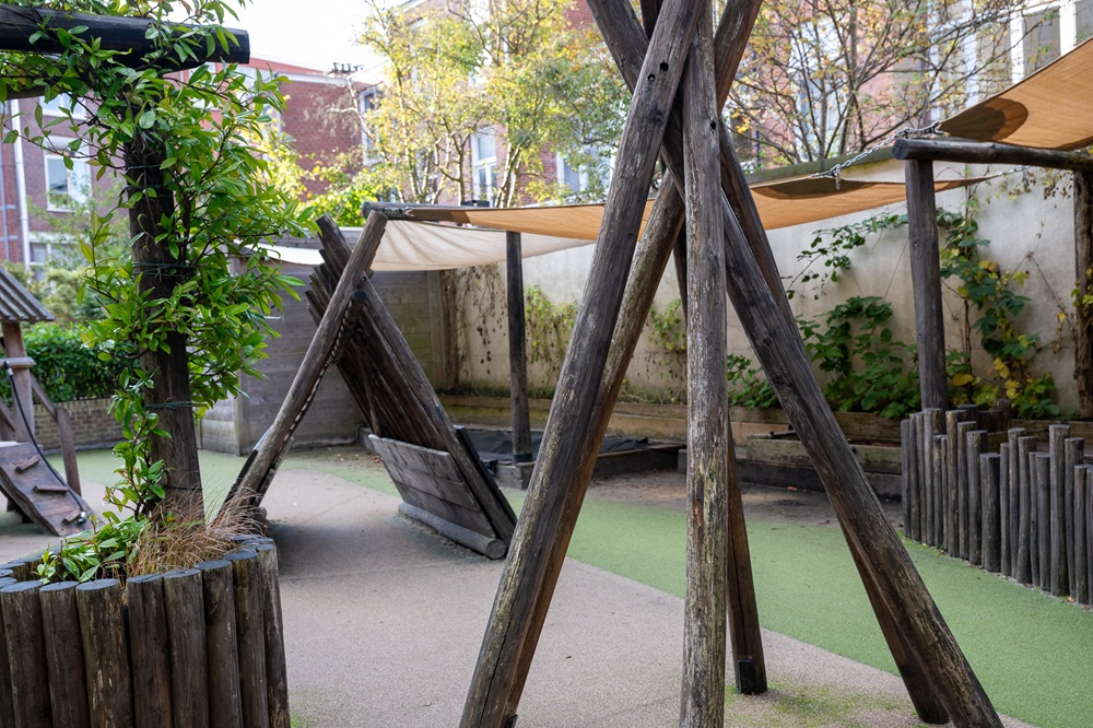 speeltoestellen bij kinderdagverblijf 2ooievaars in statenkwartier den haag kinderopvang 2samen